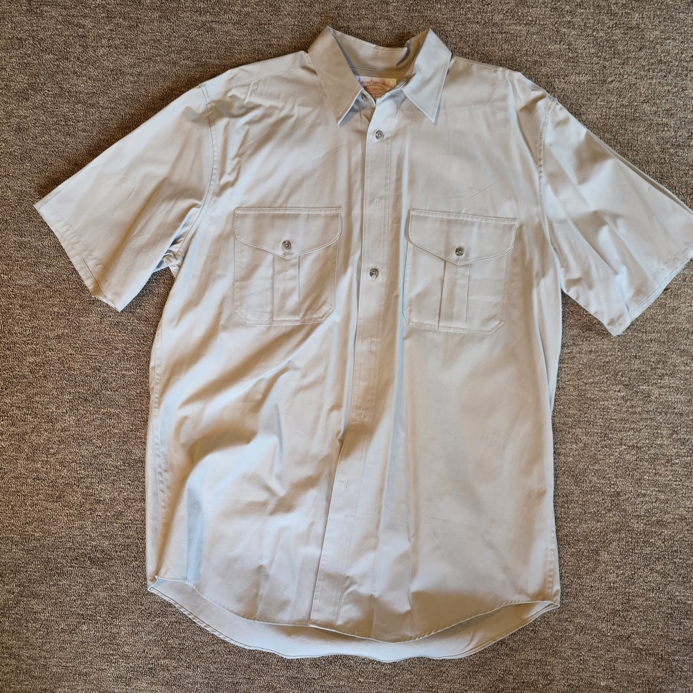Filson Men's Short Sleeve Button Down Shirt - Light Gray